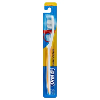Oral-B Shiny Clean Toothbrush (Mrp 20/-)
